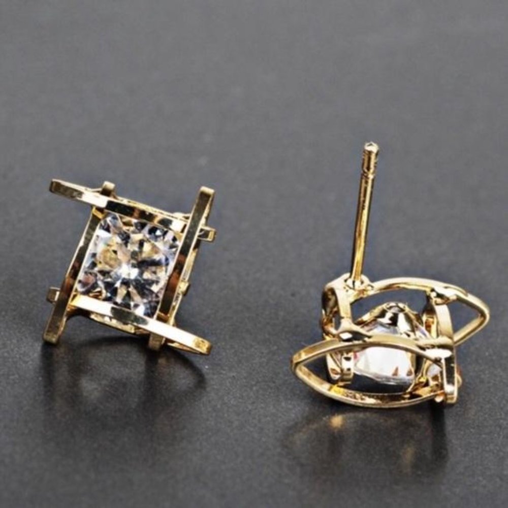 New”Gold Tone 3D Caged Diamond Stud Earrings, wonderful Earrings, cute Earrings - Picture 6 of 6